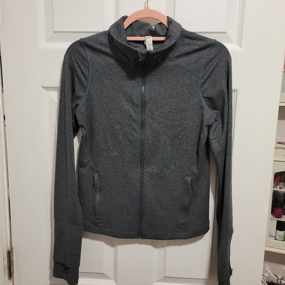 Under Armour jacket size small